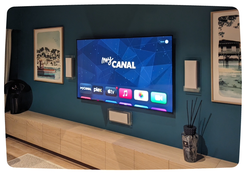 Installation home cinéma intégrée dans une maison d’architecte