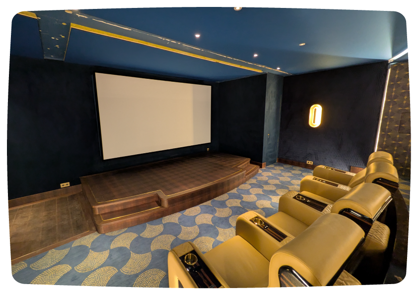 Salle de cinéma privée haut de gamme à Juan-les-Pins