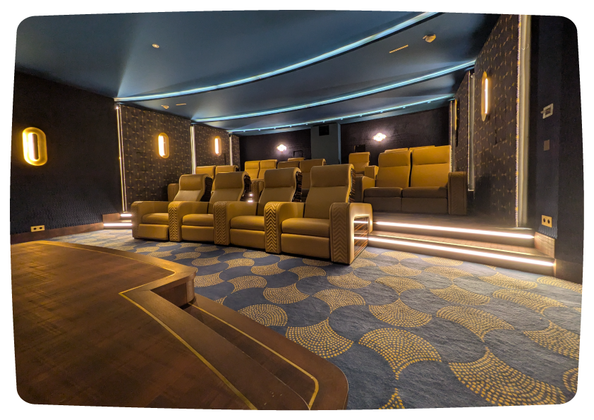 Salle de cinéma privée hôtel à Juan-les-Pins